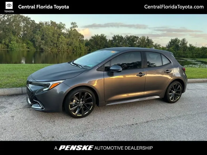 2024 Toyota Corolla XSE photo 1