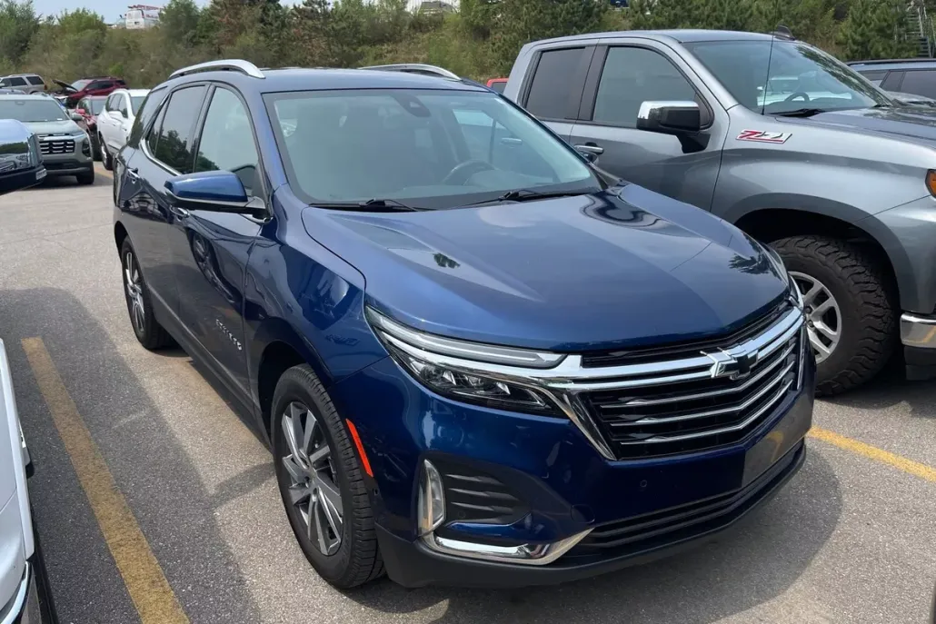 2022 Chevrolet Equinox Premier photo 1
