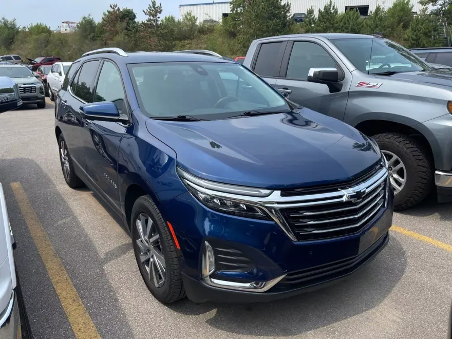 2022 Chevrolet Equinox Premier photo 1