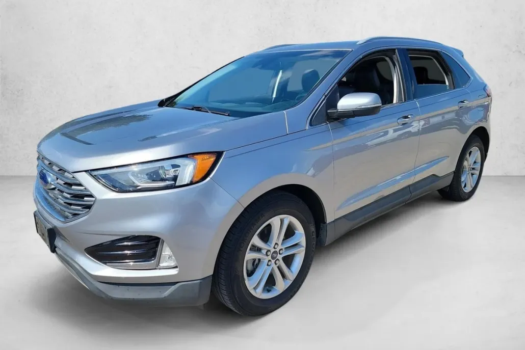 2020 Ford Edge SEL photo 1