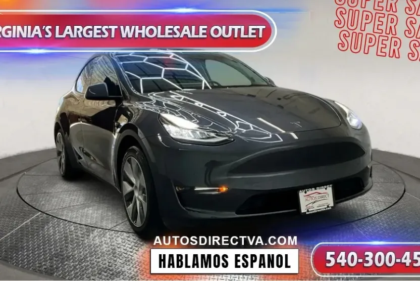 2022 Tesla Model Y Long Range photo 1