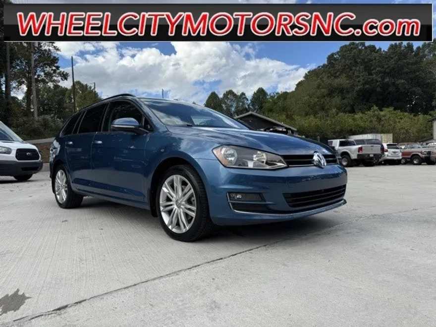 2015 Volkswagen Golf SportWagen SE photo 1