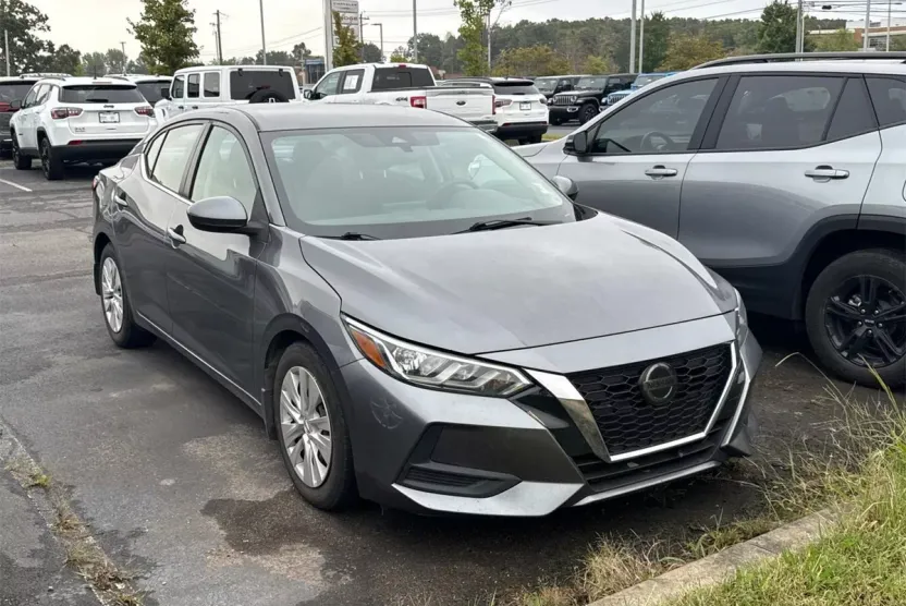 2020 Nissan Sentra S photo 1