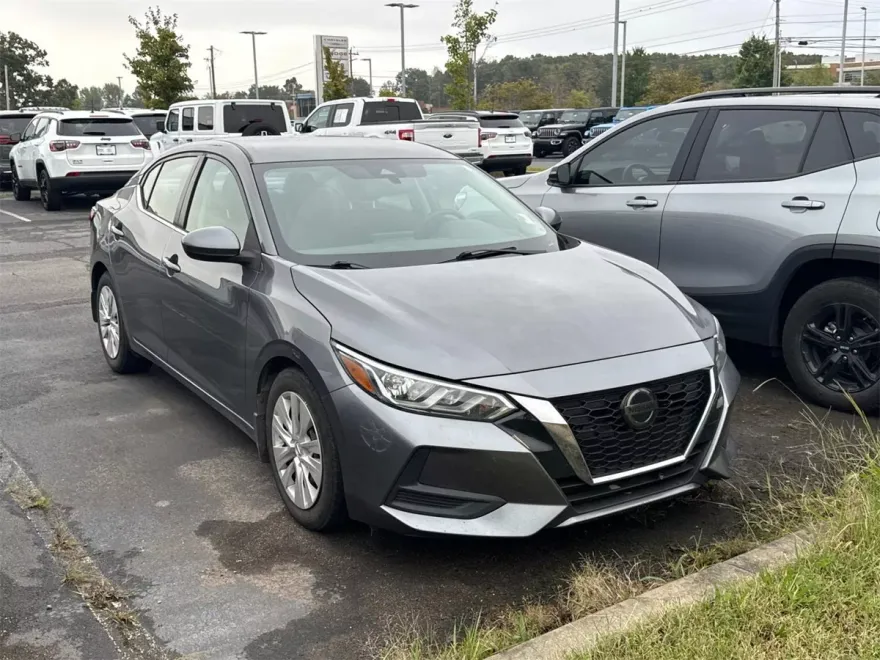 2020 Nissan Sentra S photo 1