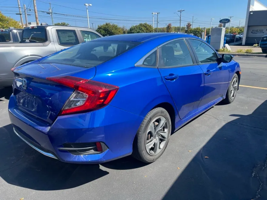 2019 Honda Civic LX photo 1