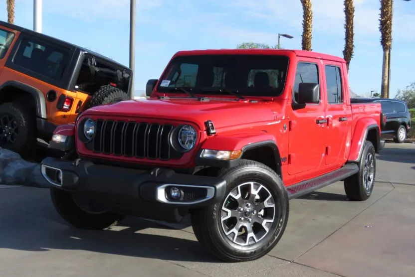 2024 Jeep Gladiator Sport photo 1