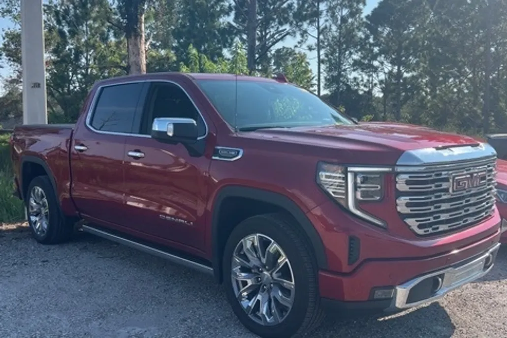 2023 Gmc Sierra 1500 Denali photo 1