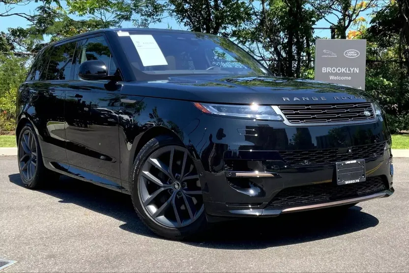 2023 Land Rover Range Rover Sport SE photo 1