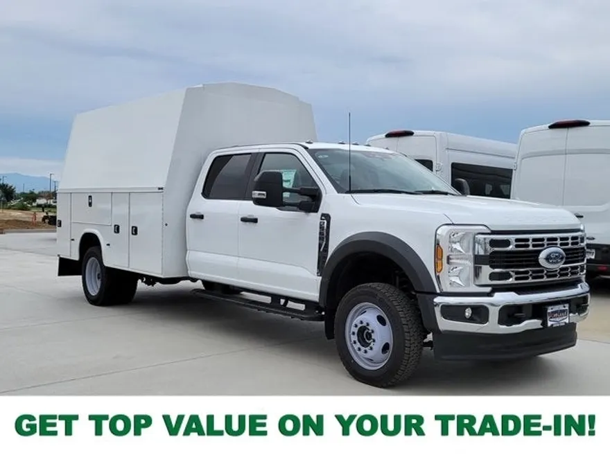 2024 Ford F-550 photo 1
