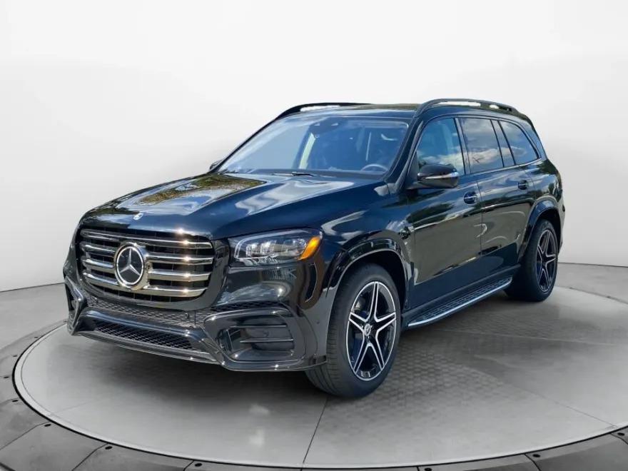 2026 Mercedes Benz GLS 450 4MATIC photo 1