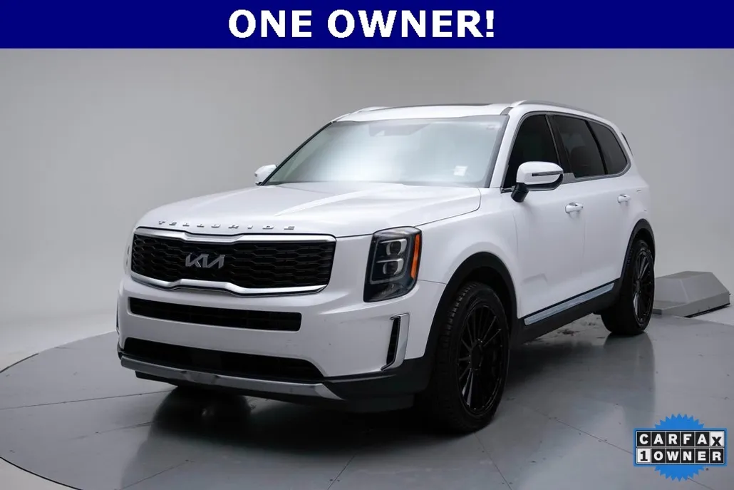 2022 Kia Telluride EX photo 1