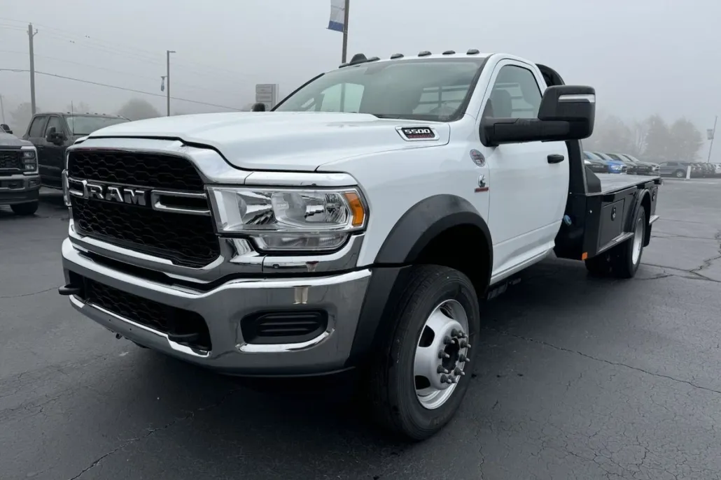 2023 Ram 5500 Tradesman photo 1