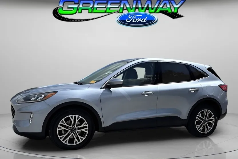 2022 Ford Escape SEL Sport photo 1