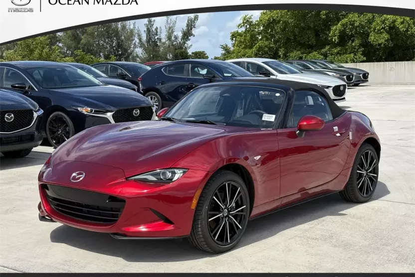 2025 Mazda MX-5 Miata Miata Grand Touring photo 1