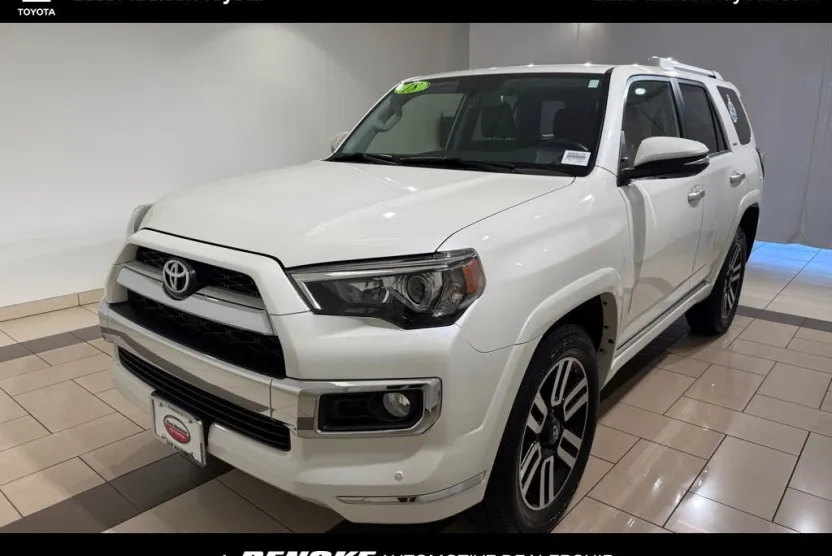 2018 Toyota 4Runner Limited photo 1