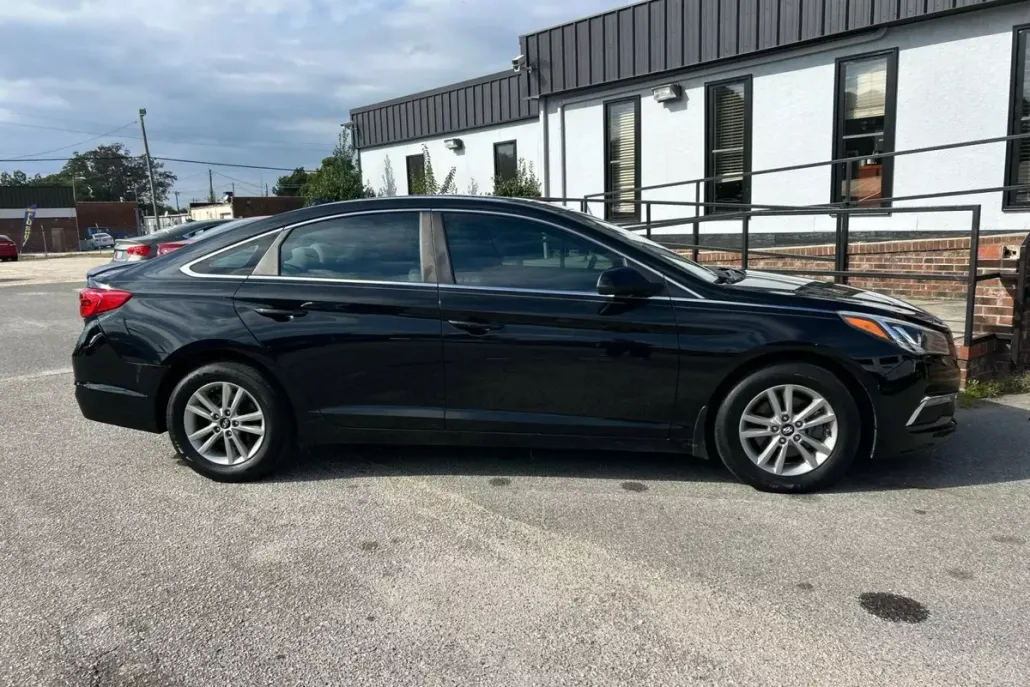 2015 Hyundai Sonata SE Eco photo 1