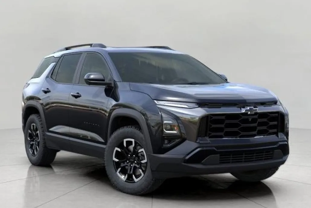 2026 Chevrolet Equinox ACTIV photo 1