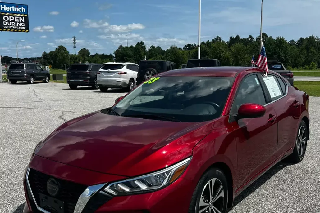 2023 Nissan Sentra SV photo 1