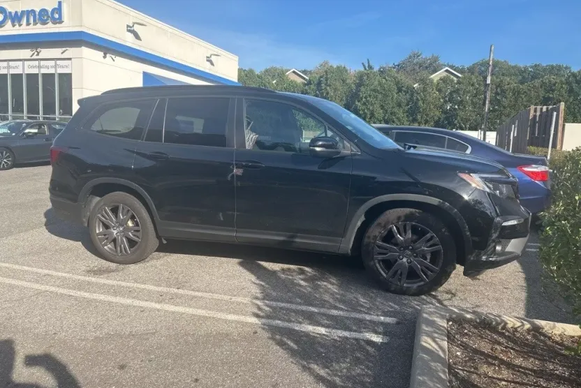 2022 Honda Pilot Sport photo 1