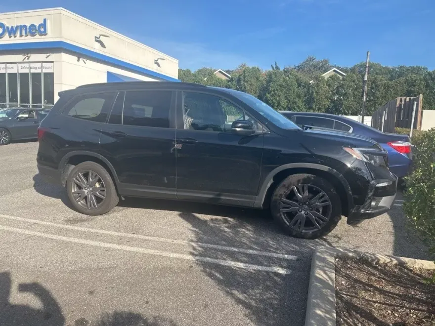 2022 Honda Pilot Sport photo 1
