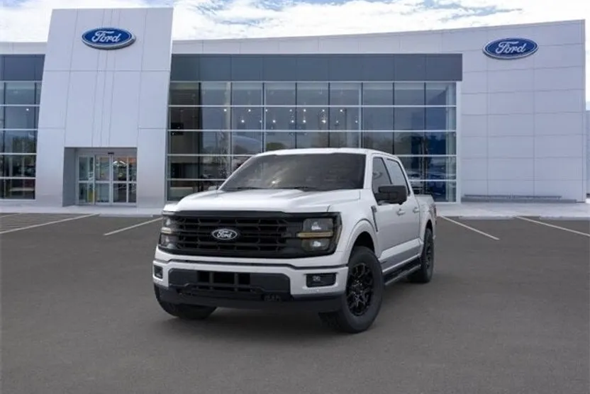2024 Ford F-150 XLT photo 1