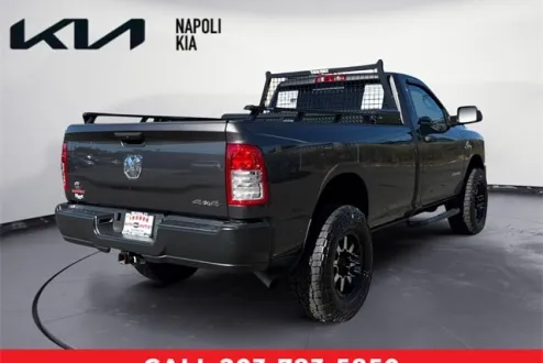 2022 Ram 3500 Tradesman photo 2