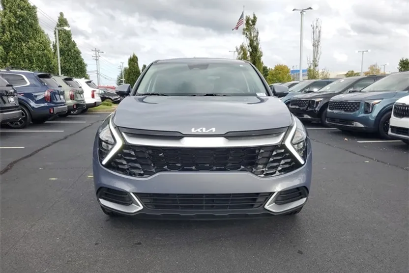2023 Kia Sportage EX photo 1