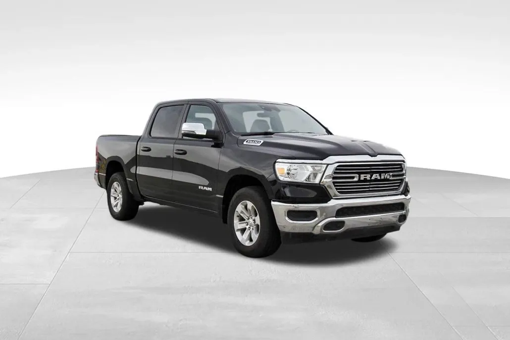 2024 Ram 1500 Laramie photo 1