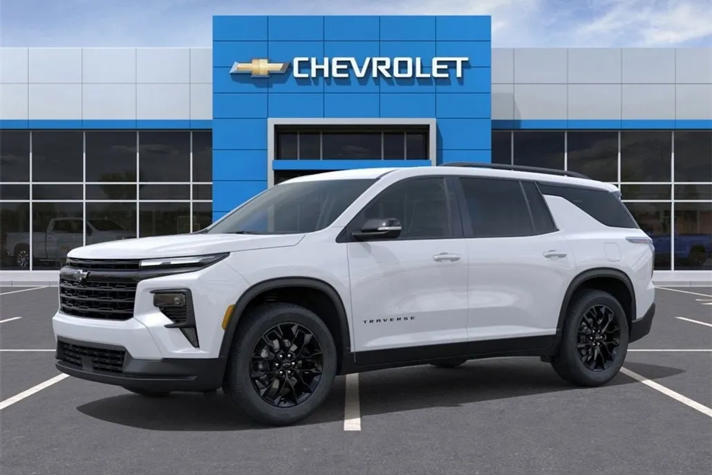 2026 Chevrolet Traverse photo 1