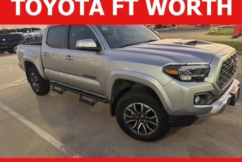 2023 Toyota Tacoma TRD Sport V6 photo 1