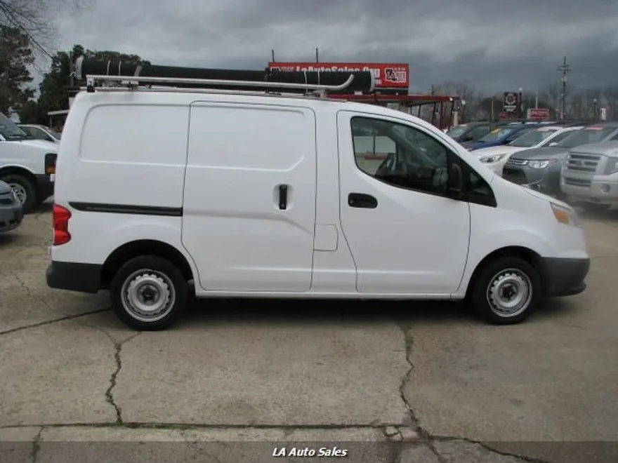 2015 Chevrolet City Express LS photo 2