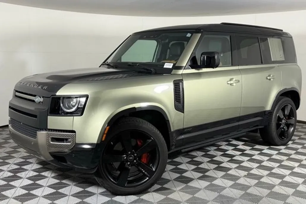 2020 Land Rover Defender 110 photo 1