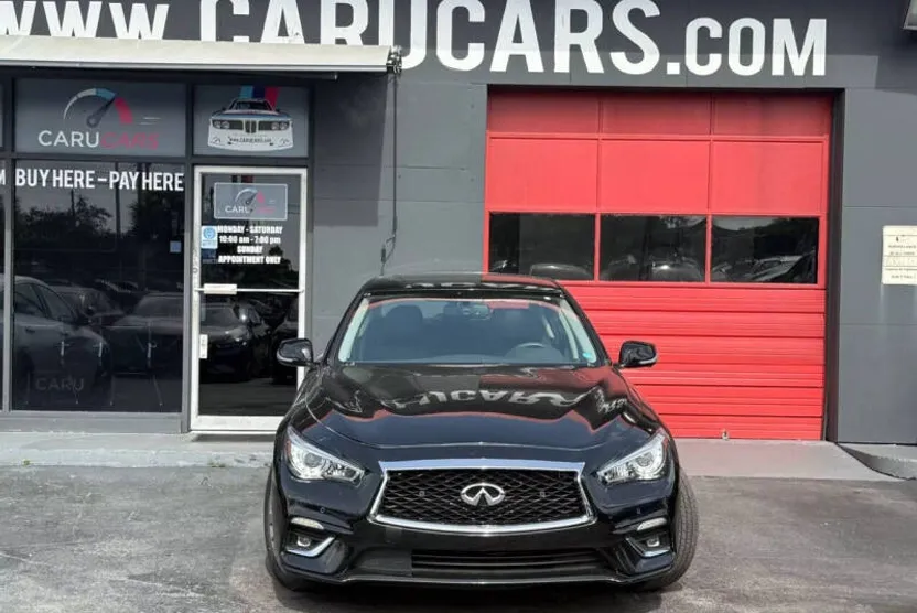 2023 Infiniti Q50 LUXE photo 1