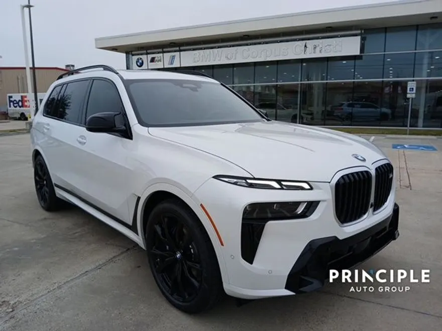 2025 Bmw X7 M60i photo 1