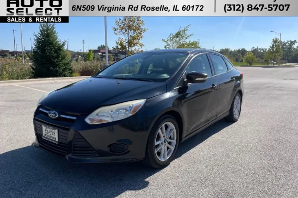 2016 Ford Focus Sedan photo 1