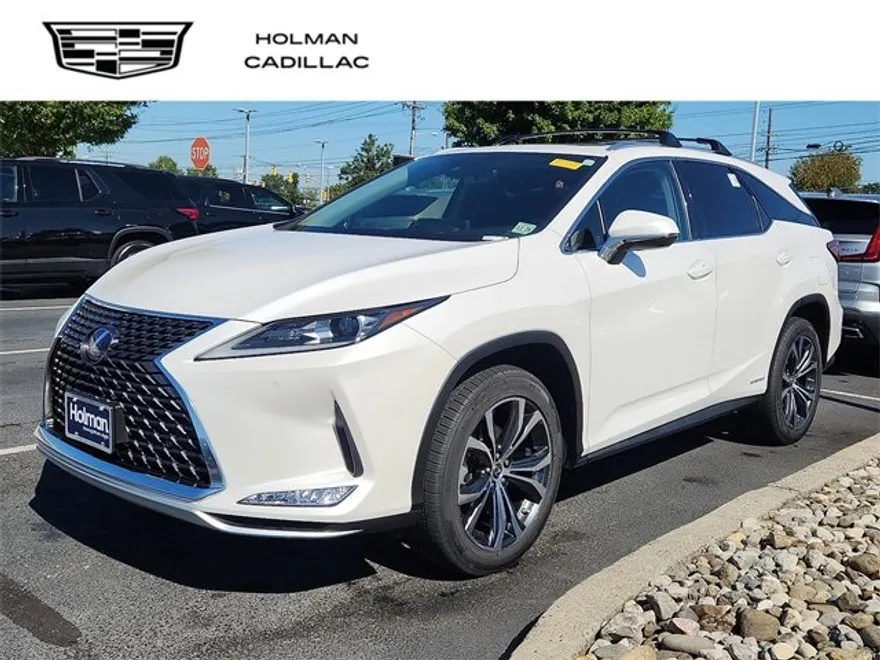 2022 Lexus RX 450hL photo 1