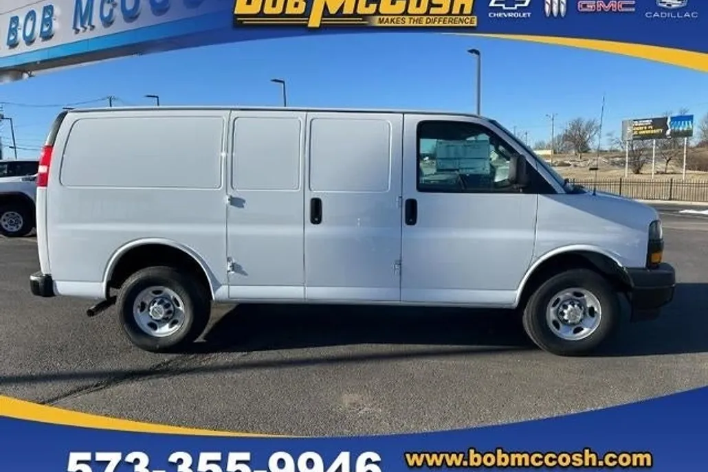 2024 Chevrolet Express Cargo 2500 photo 1