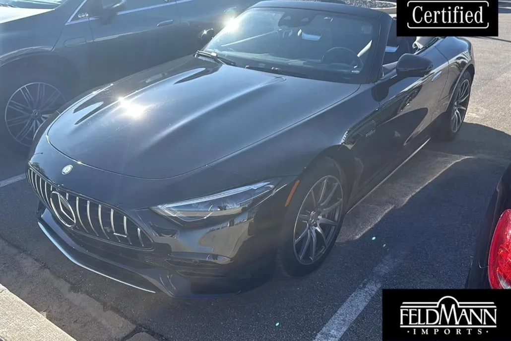 2024 Mercedes Benz SL AMG 43 photo 1