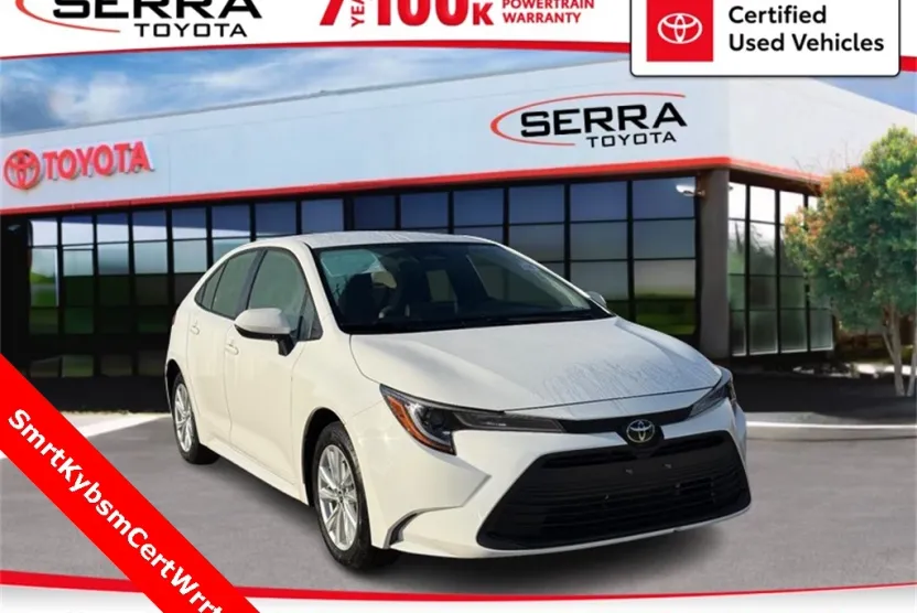 2024 Toyota Corolla LE photo 1