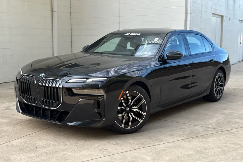 2026 Bmw 740i xDrive Sedan photo 1