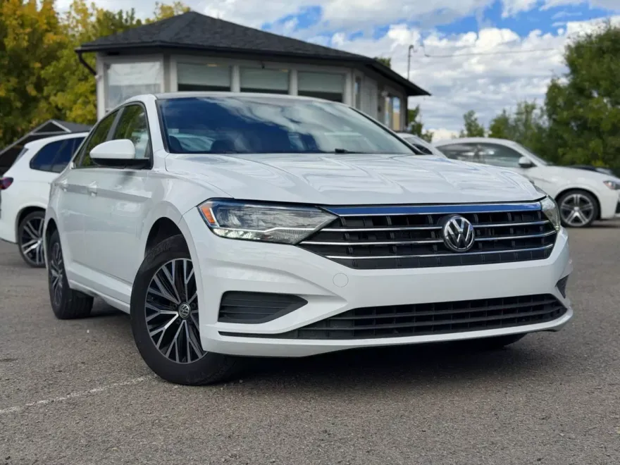 2019 Volkswagen Jetta SE R-Line photo 1