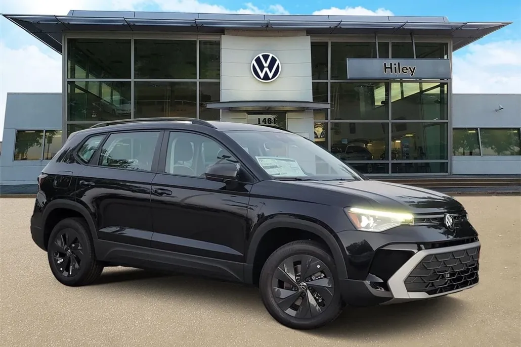 2025 Volkswagen Taos S photo 1