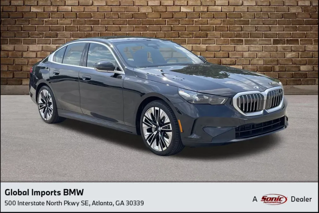 2026 Bmw 530i Sedan photo 1