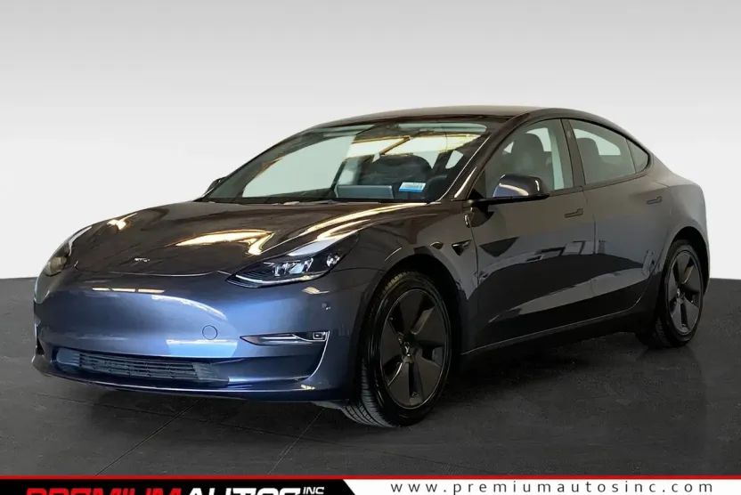 2023 Tesla Model 3 photo 1