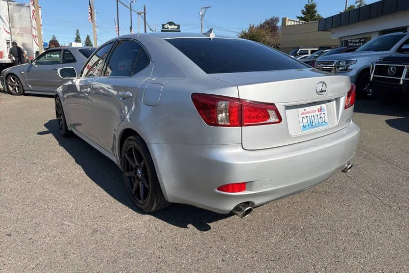 2012 Lexus IS 250 photo 1