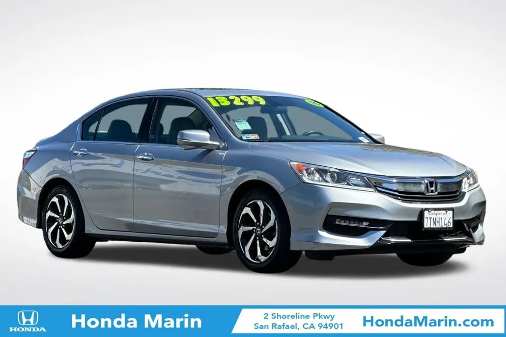 2016 Honda Accord EX photo 1