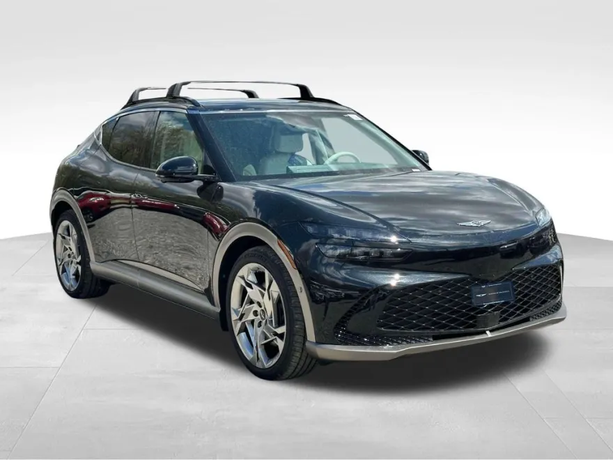 2024 Genesis GV60 Performance photo 3