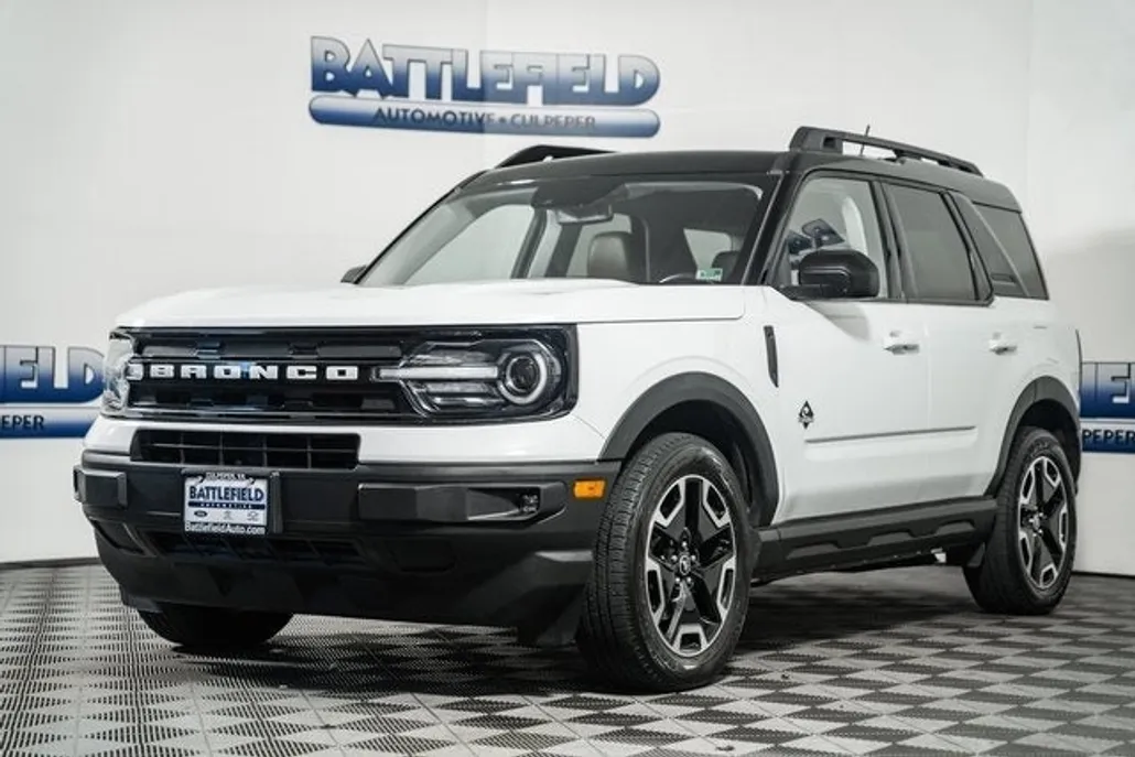 2022 Ford Bronco Sport Outer Banks photo 1