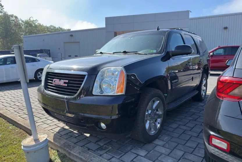 2014 Gmc Yukon SLT photo 1