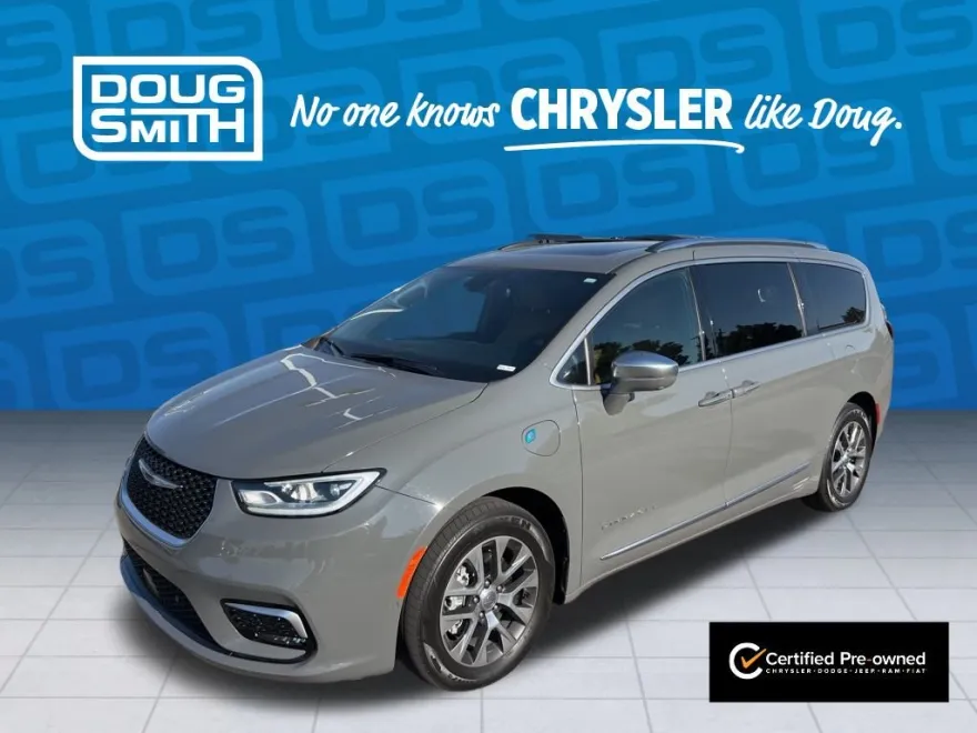2022 Chrysler Pacifica Hybrid Pinnacle photo 1
